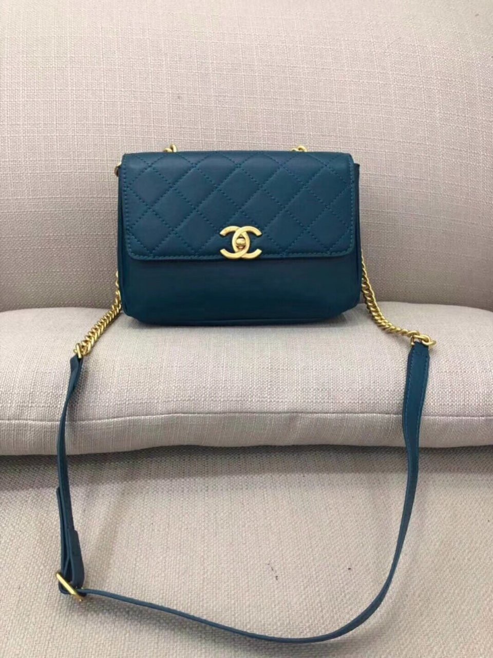 Túi xách thương hiệu Chanel phụ kiện đẳng cấp đến từ Pháp