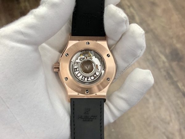 Dong-ho-Hublot-automatic-Classic-Fusion-Gold