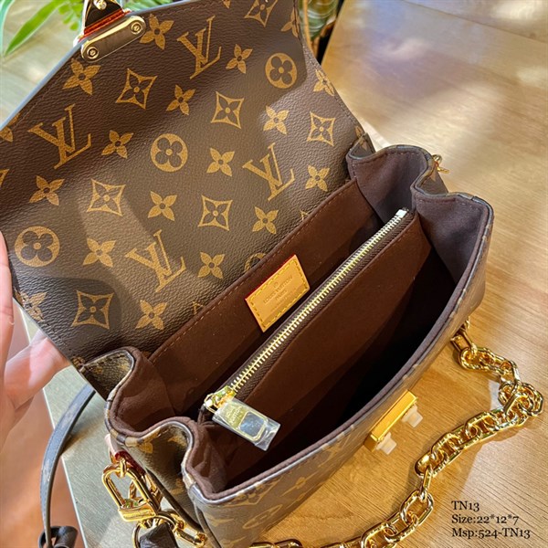 Túi đeo chéo hộp hoa like auth Louis Vuitton Vip 888 - LOUIS KIMMI STORE